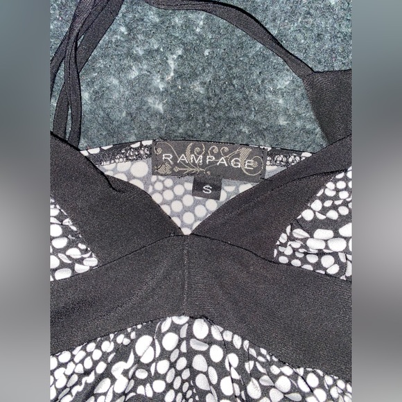 Cute Y2K white and black halter - Picture 5 of 5